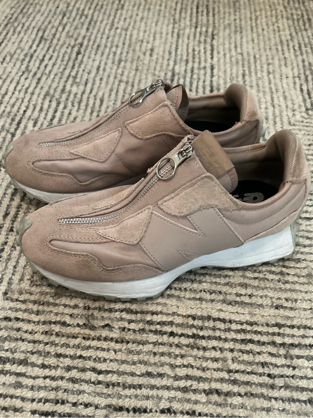 New Balance 327 'Au Lait' Taupe Suede Zip up sneakers US 9 | 40.5 EU